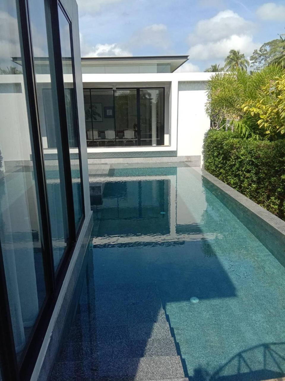 Tungtong Beach Villas Thap Sakae Exterior foto
